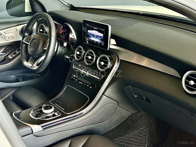 Mercedes GLC 300 4MATIC Coupe 2018, 45,000 km - 2.0 l - Bakı