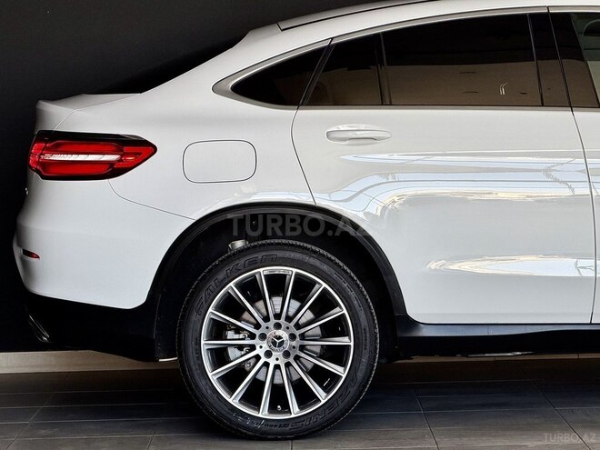 Mercedes GLC 300 4MATIC Coupe 2018, 45,000 km - 2.0 l - Bakı