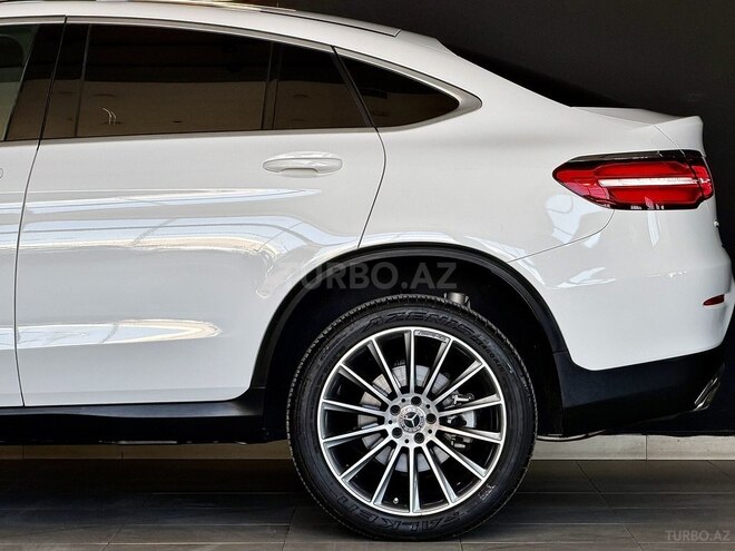 Mercedes GLC 300 4MATIC Coupe 2018, 45,000 km - 2.0 l - Bakı