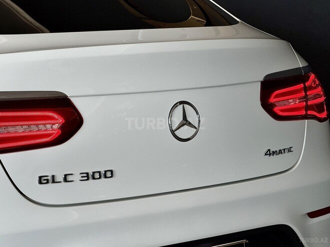 Mercedes GLC 300 4MATIC Coupe 2018, 45,000 km - 2.0 l - Bakı
