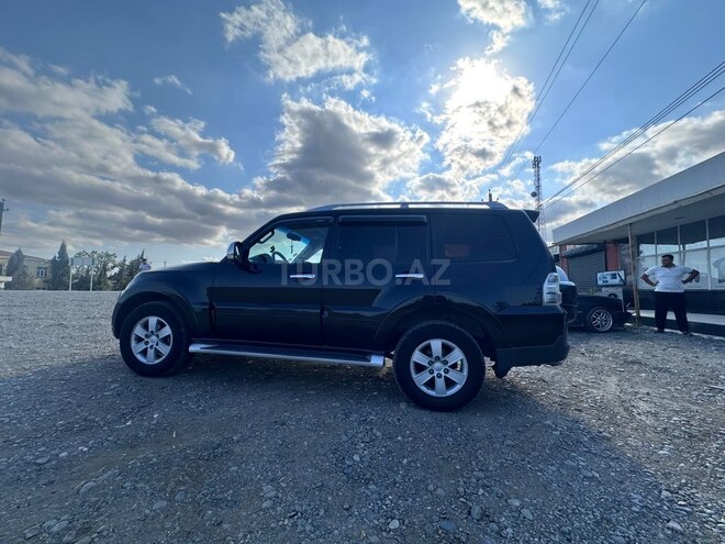 Mitsubishi Pajero 2007, 225,000 km - 3.0 л - Salyan