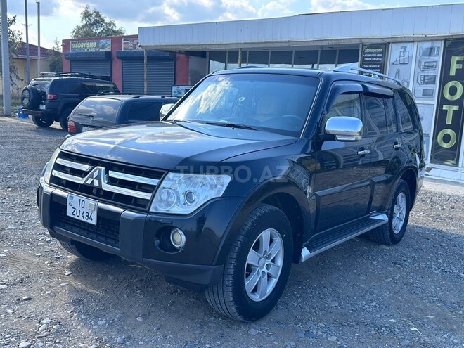 Mitsubishi Pajero 2007, 225,000 km - 3.0 л - Salyan