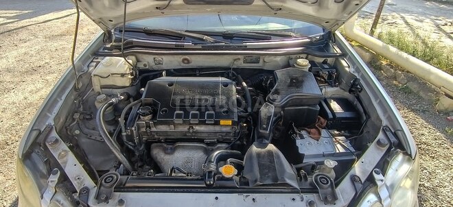 Mitsubishi Airtrek 2001, 200,665 km - 2.0 l - Bakı
