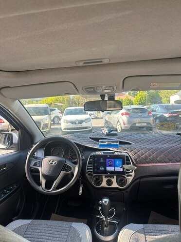 Hyundai i20 2009, 147,000 km - 1.4 л - Bakı