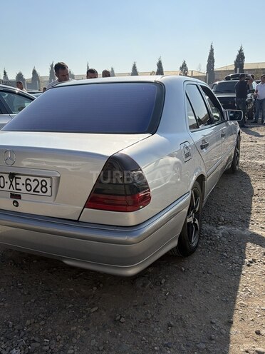 Mercedes C 220 1999, 625,000 km - 2.2 l - Samux