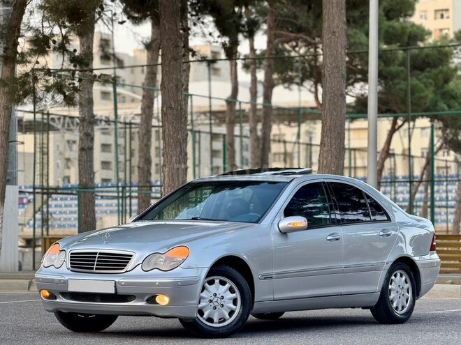 Mercedes C 180 2001, 321,021 km - 2.0 l - Bakı