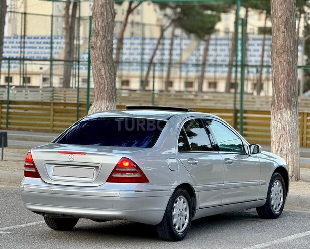Mercedes C 180 2001, 321,021 km - 2.0 l - Bakı