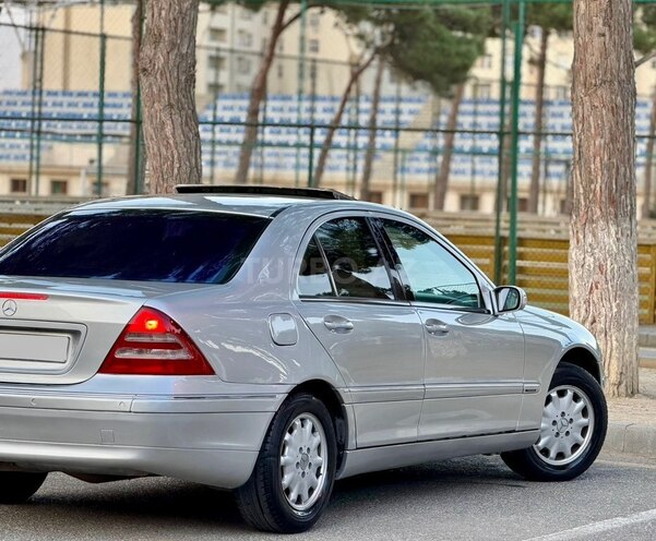 Mercedes C 180 2001, 321,021 km - 2.0 l - Bakı