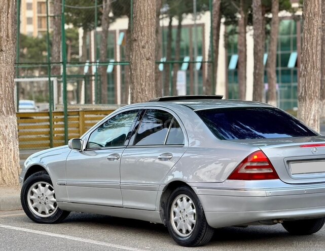 Mercedes C 180 2001, 321,021 km - 2.0 l - Bakı