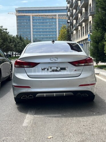Hyundai Avante 2016, 190,000 km - 1.6 л - Bakı
