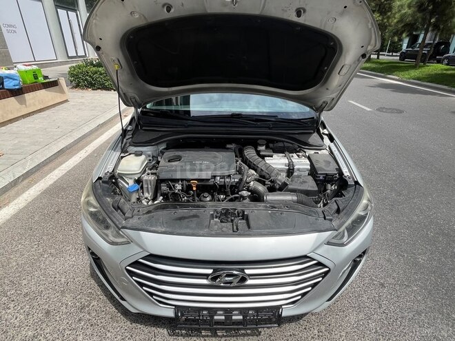 Hyundai Avante 2016, 190,000 km - 1.6 л - Bakı