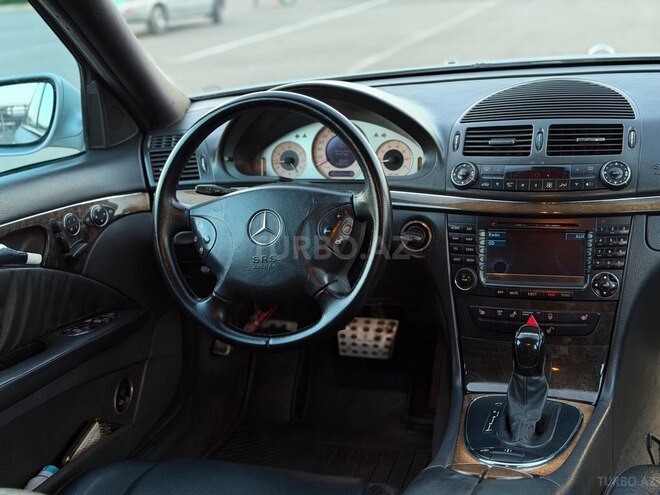 Mercedes E 500 4MATIC 2003, 368,000 km - 5.0 l - Gəncə
