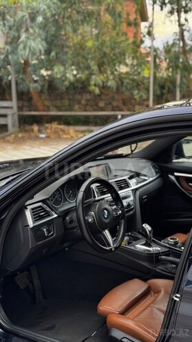 BMW 330 2016, 221,000 km - 2.0 l - Astara