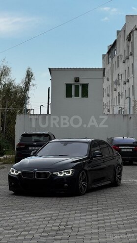 BMW 330 2016, 221,000 km - 2.0 l - Astara