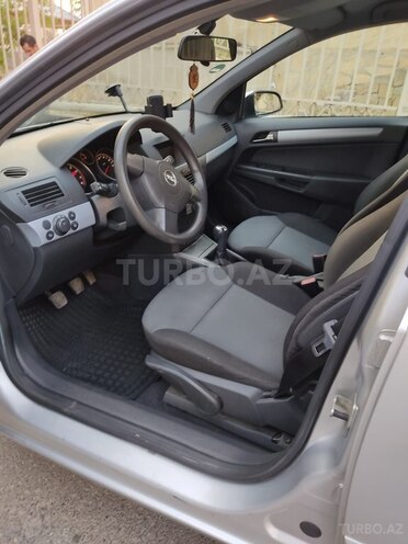 Opel Astra 2005, 245,000 km - 1.4 l - Yevlax