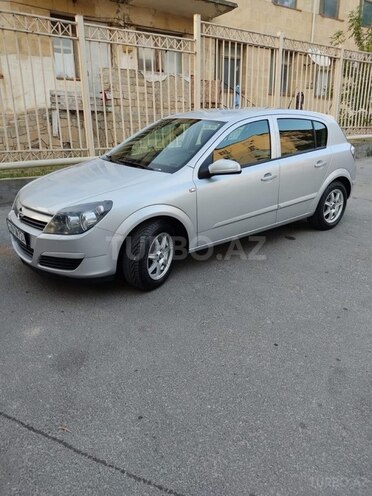 Opel Astra 2005, 245,000 km - 1.4 l - Yevlax