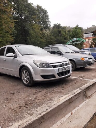 Opel Astra 2005, 245,000 km - 1.4 l - Yevlax