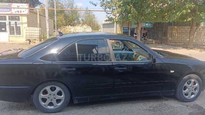 Mercedes E 220 1997, 256,000 km - 2.2 l - Cəlilabad