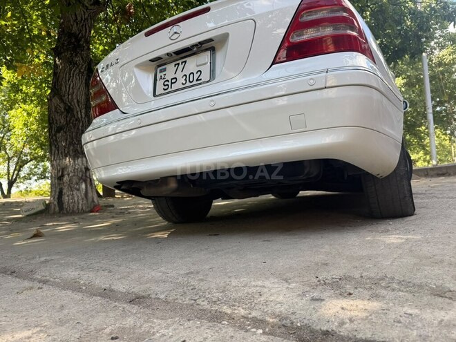 Mercedes C 240 2002, 210,000 km - 2.6 l - Quba