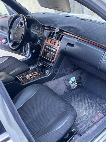 Mercedes E 200 1998, 854,000 km - 2.2 l - Bakı