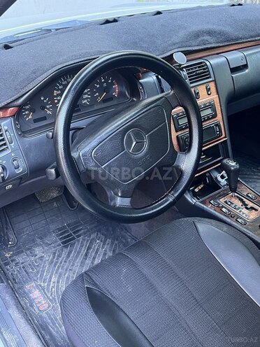 Mercedes E 200 1998, 854,000 km - 2.2 l - Bakı