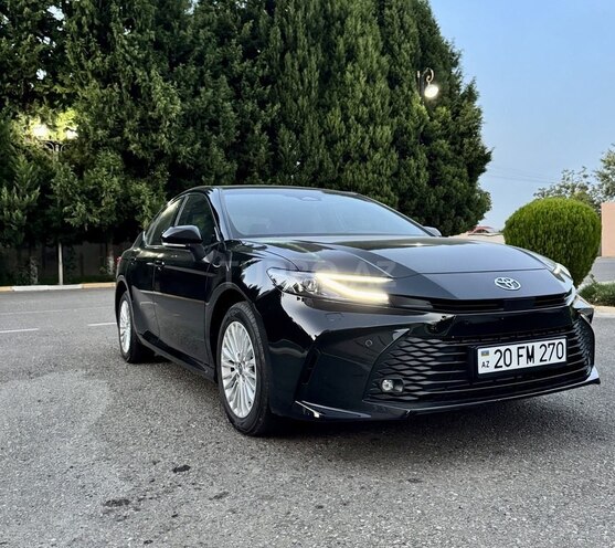 Toyota Camry 2026, 980 km - 2.5 l - Gəncə