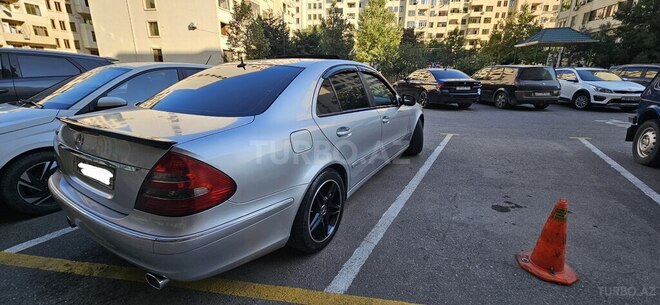 Mercedes E 220 2004, 400,722 km - 2.2 l - Bakı