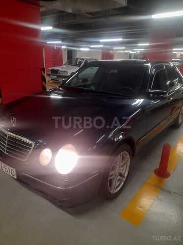 Mercedes E 240 2000, 403,150 km - 2.4 l - Gəncə