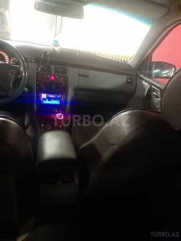Mercedes E 240 2000, 403,150 km - 2.4 l - Gəncə