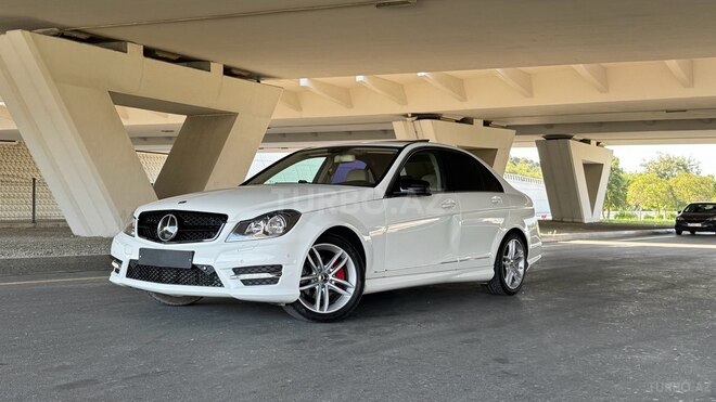 Mercedes C 250 2014, 132,639 km - 1.8 l - Bakı