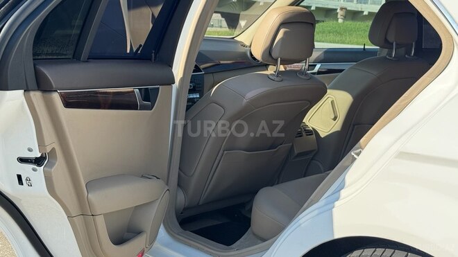 Mercedes C 250 2014, 132,639 km - 1.8 l - Bakı