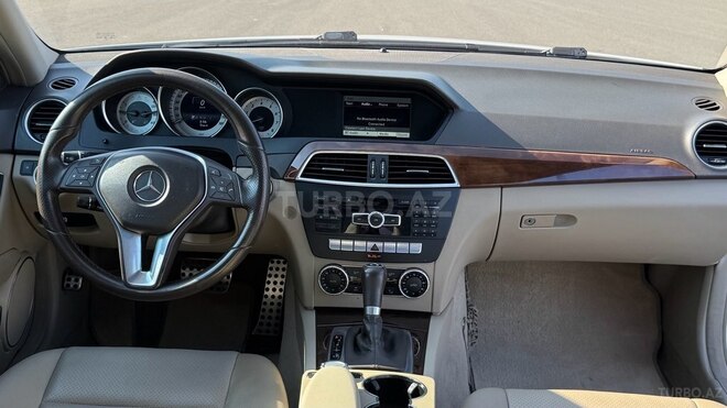 Mercedes C 250 2014, 132,639 km - 1.8 l - Bakı