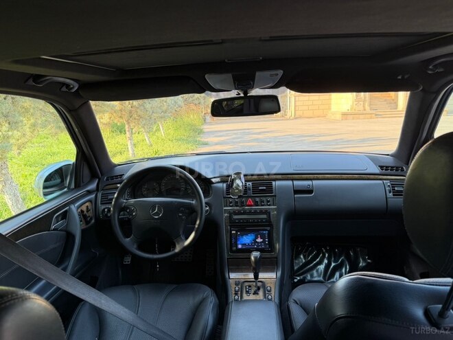 Mercedes E 280 1999, 406,000 km - 2.8 l - Sabirabad