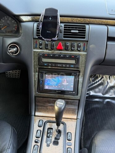 Mercedes E 280 1999, 406,000 km - 2.8 l - Sabirabad