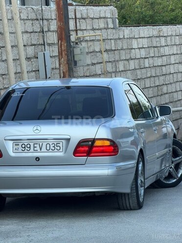 Mercedes E 280 1999, 406,000 km - 2.8 l - Sabirabad