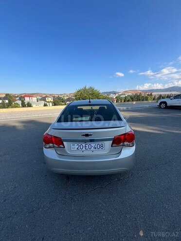 Chevrolet Cruze 2013, 244,000 km - 1.4 l - Göygöl