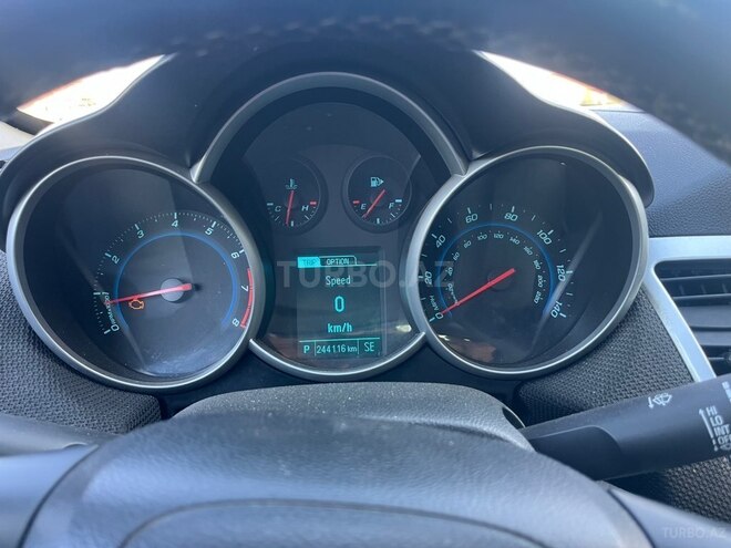 Chevrolet Cruze 2013, 244,000 km - 1.4 l - Göygöl