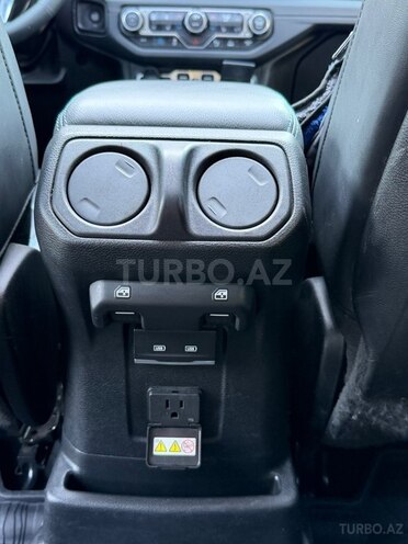 Jeep Wrangler 2024, 46,500 km - 2.0 l - Bakı