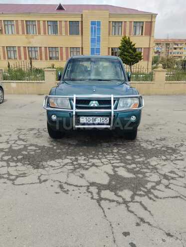 Mitsubishi Pajero 2005, 289,000 km - 2.8 l - Bakı