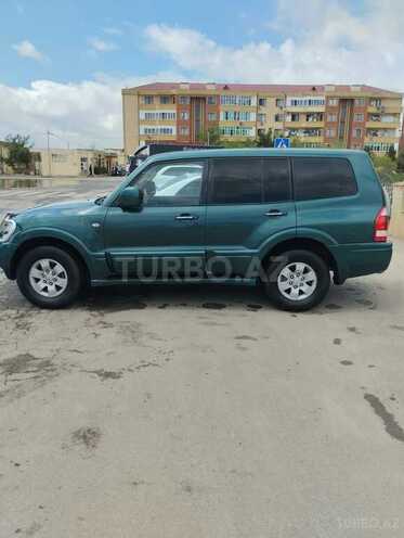 Mitsubishi Pajero 2005, 289,000 km - 2.8 l - Bakı