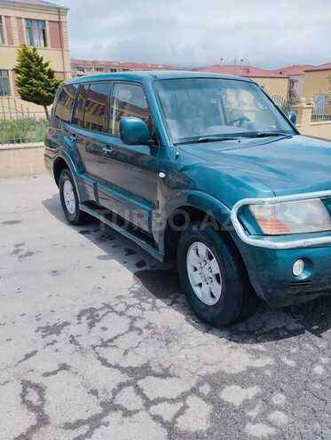 Mitsubishi Pajero 2005, 289,000 km - 2.8 l - Bakı