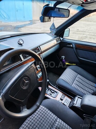Mercedes 220 E 1995, 430,000 km - 2.2 l - Bakı