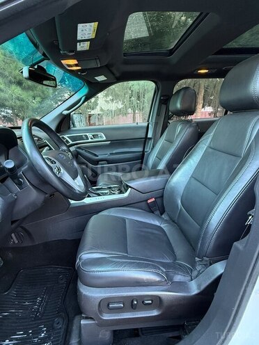 Ford Explorer 2015, 220,000 km - 3.5 l - Bakı