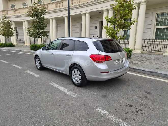 Opel Astra 2014, 280,000 km - 1.6 l - Bakı