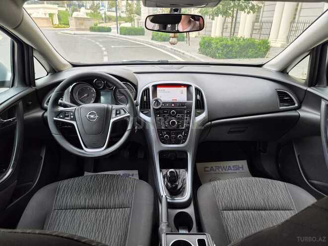 Opel Astra 2014, 280,000 km - 1.6 l - Bakı