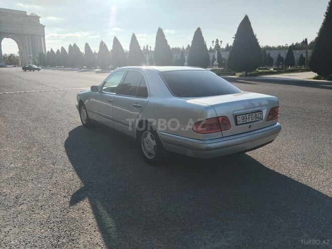 Mercedes E 200 1998, 340,000 km - 2.0 l - Gəncə