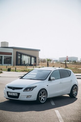 Hyundai i30 2007, 250,000 km - 1.6 л - Bakı