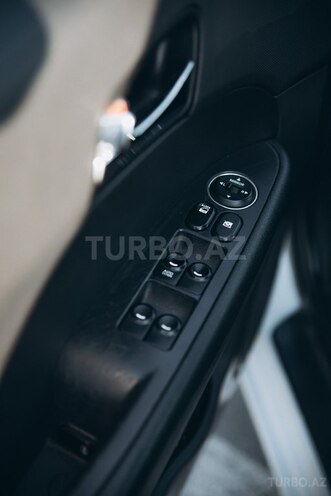 Hyundai i30 2007, 250,000 km - 1.6 л - Bakı