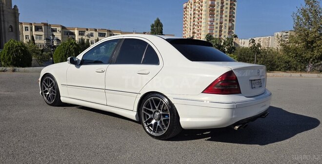 Mercedes C 200 2002, 260,000 km - 2.0 l - Bakı