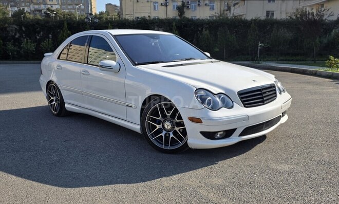 Mercedes C 200 2002, 260,000 km - 2.0 l - Bakı